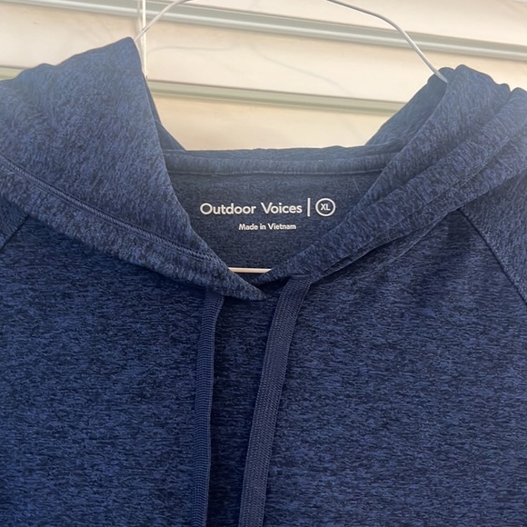 Outdoor voices Cloudknit hoodie - Picture 2 of 3